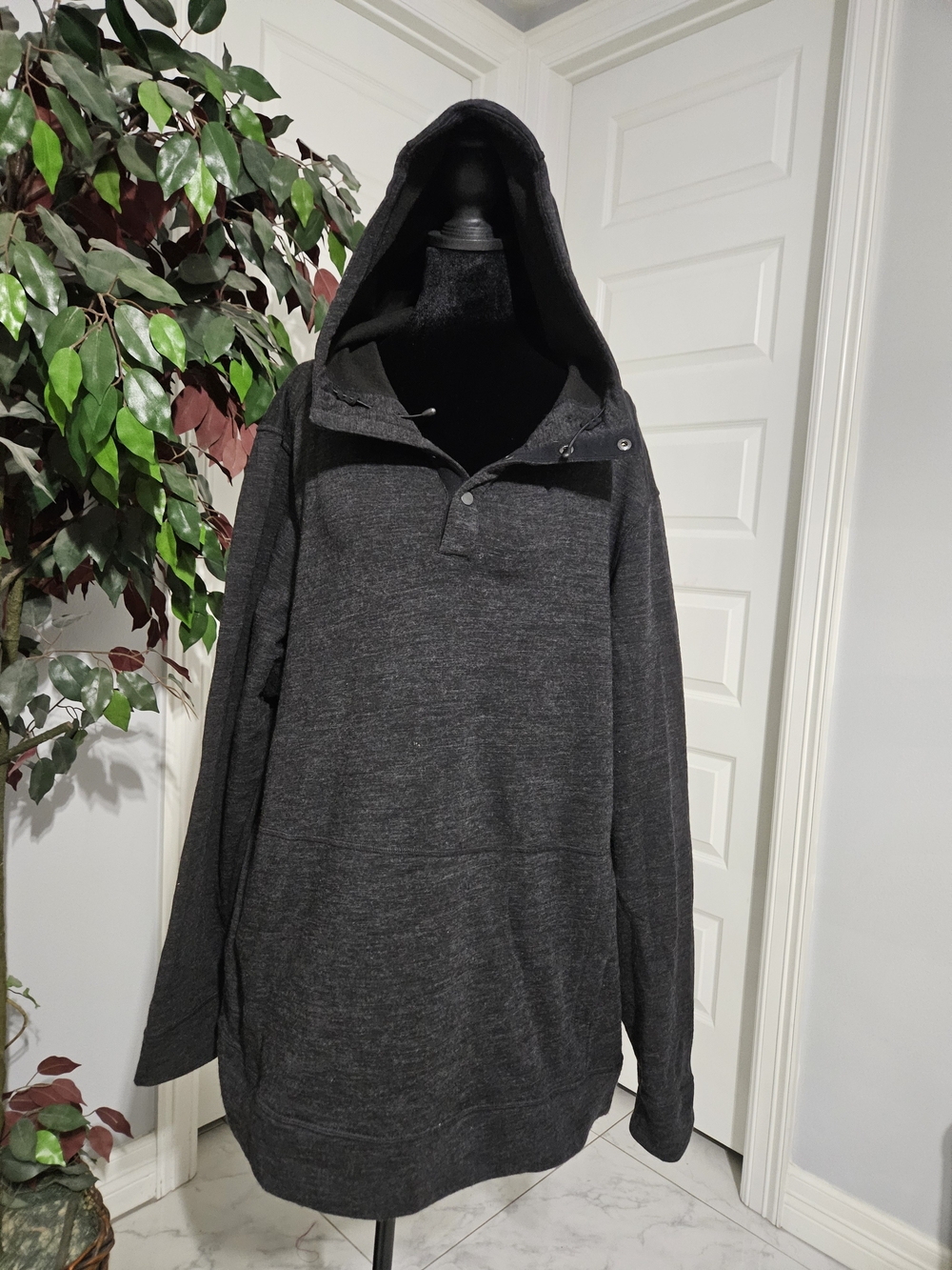 Nau Men's Charcoal Hooded Pullover